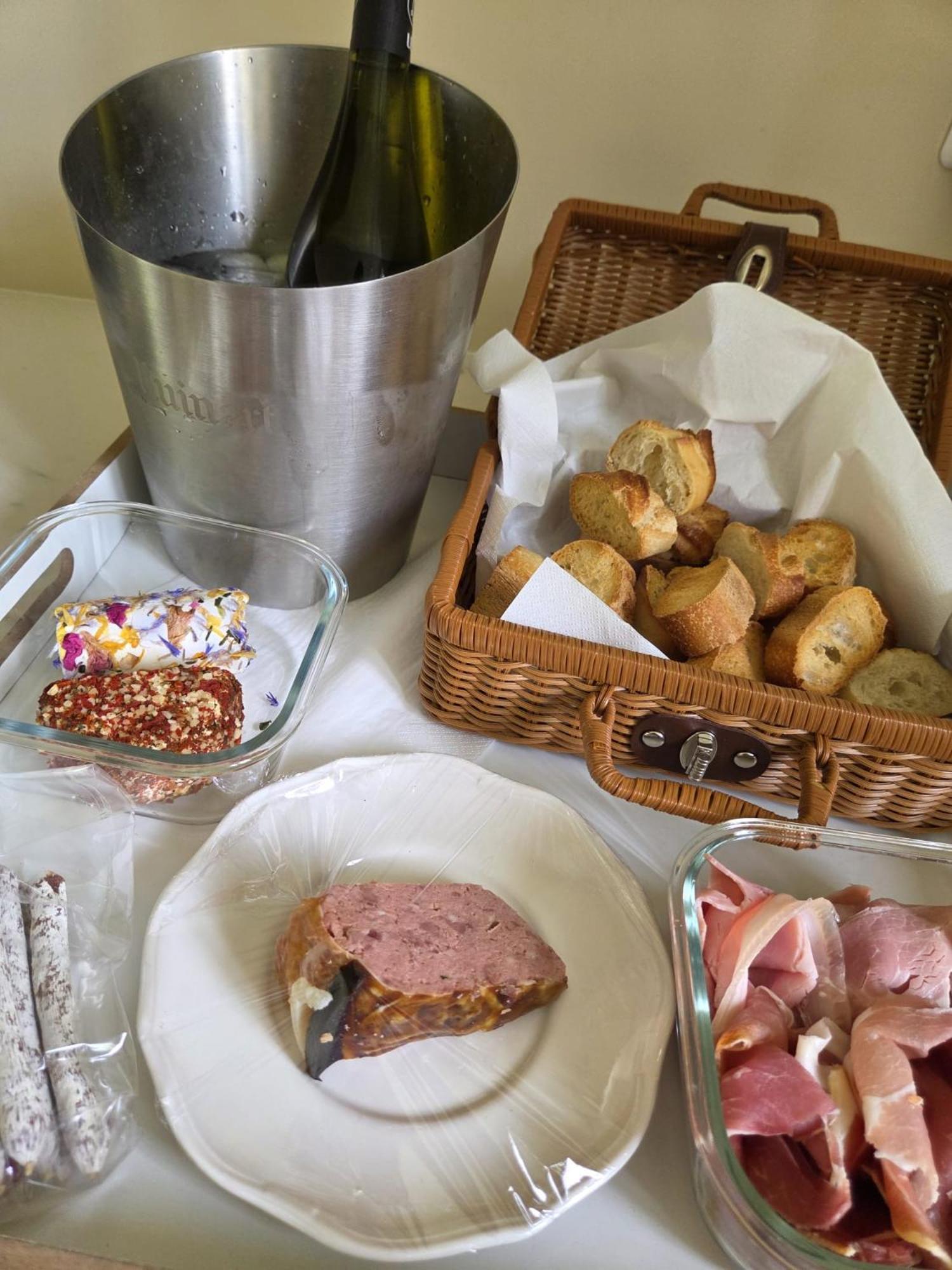 La Jonquette Aparthotel Francheval Bagian luar foto